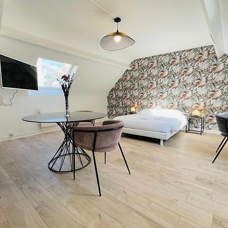 The Florestia Magnificent Renovated Loft Amboise Ngoại thất bức ảnh